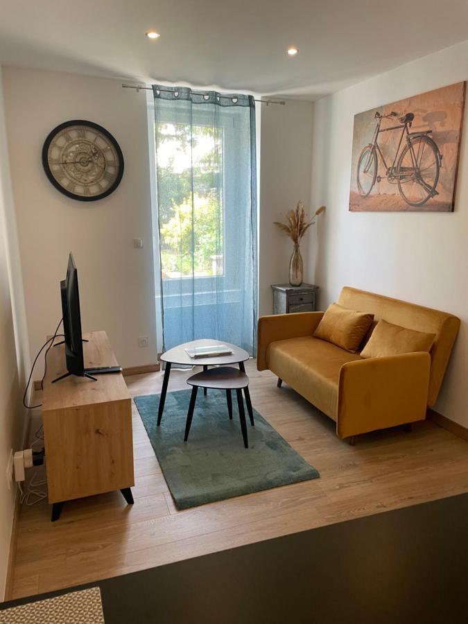 Bryas 1 - Appartement Charmant Châteauroux Exterior foto
